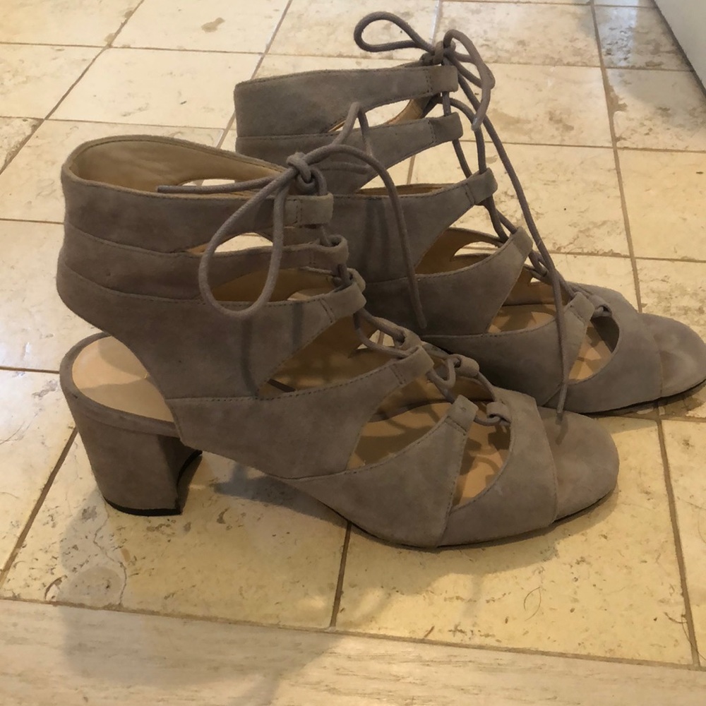 Adorable grey tie up Nine West Sandals